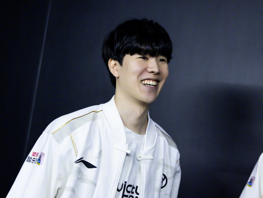 录中屡见不 录中屡见不