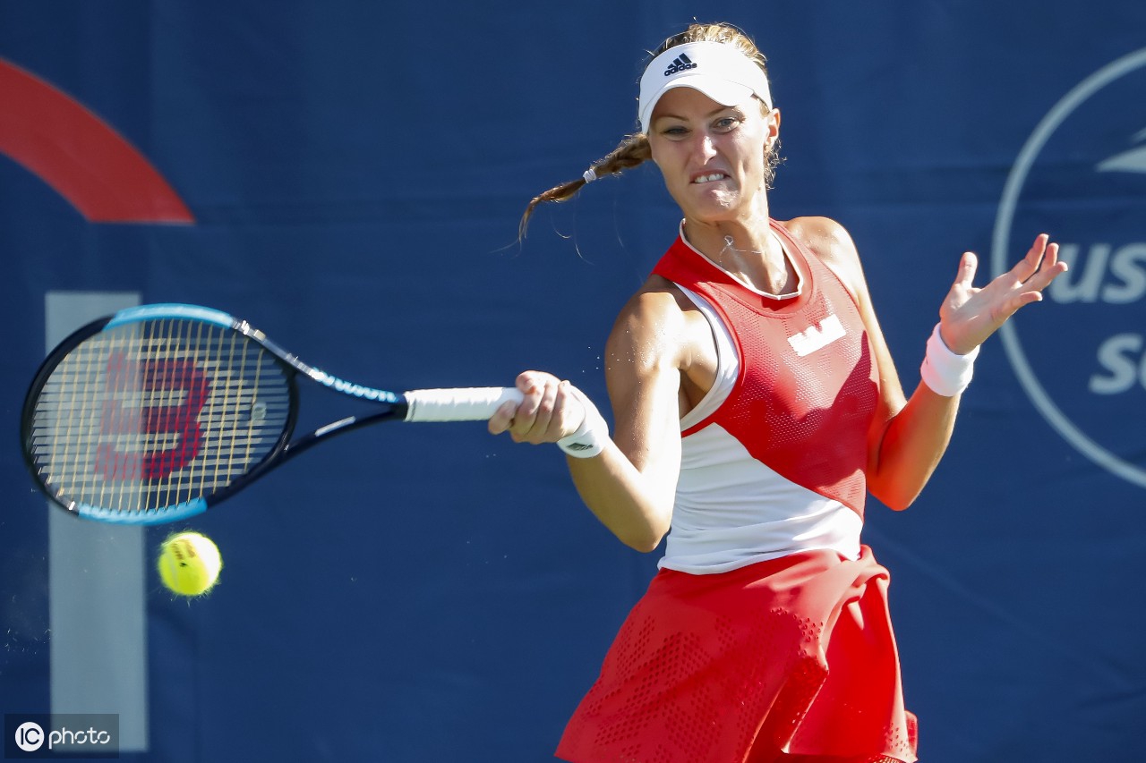 场边的摩洛 场边的摩洛