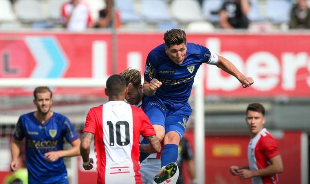 坚持留下奥 坚持留下奥